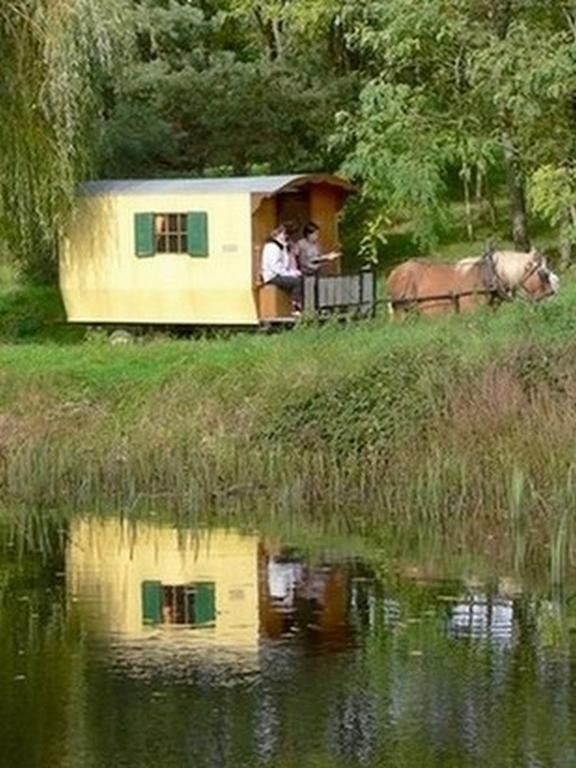 Che'Val D'Amour Ecleux Exterior foto